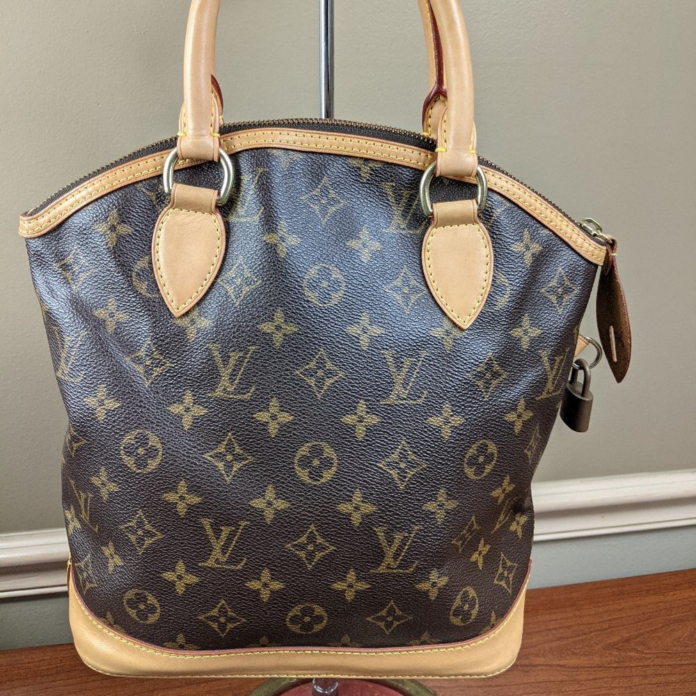 Auth Louis Vuitton Lockit Vertical PM Monogram